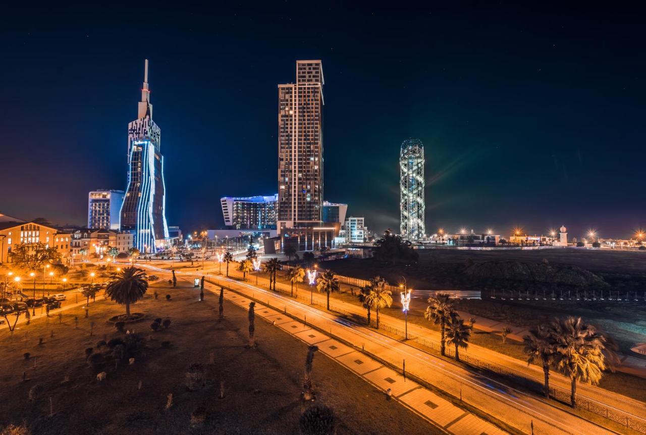 Sadafi Hotel • Სასტუმრო Სადაფი Batumi Kültér fotó